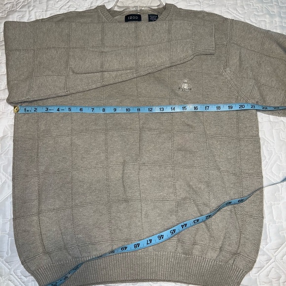 IZOD Sweater - Picture 5 of 8